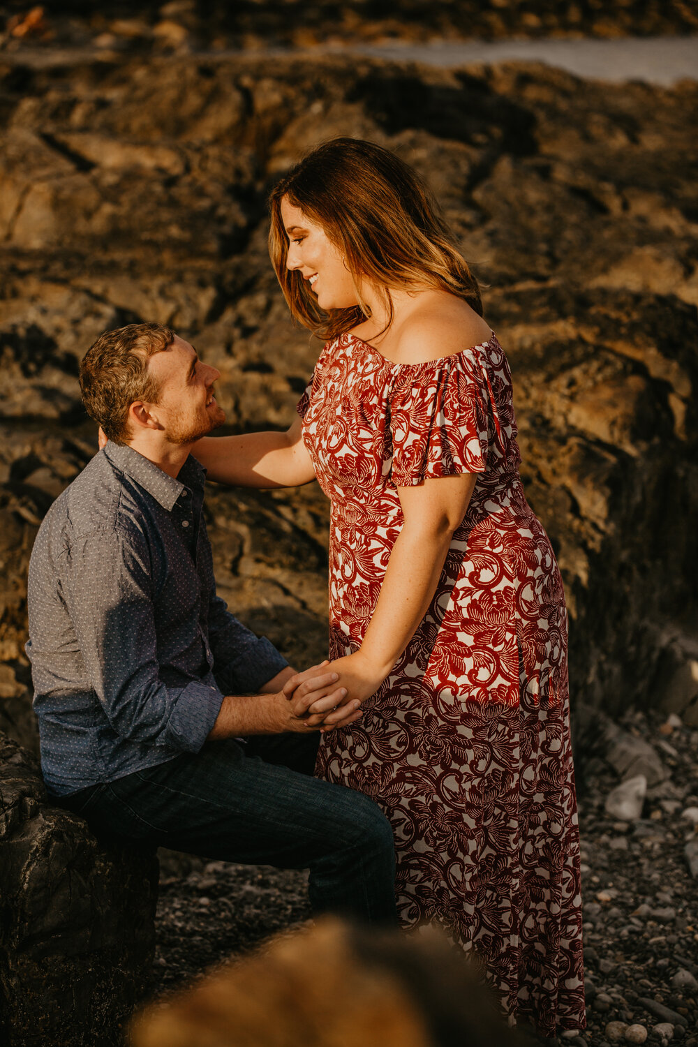 Katie-Kevin-Kennebunkport-Maine-Engagement-Ruby-Jean-Photography-25.jpg