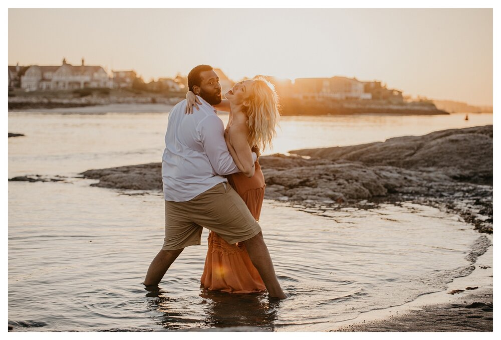 Hannah-Jarell-Scarbourough-Beach-Maine-Couples-Session-Ruby-Jean-Photography_0010.jpg