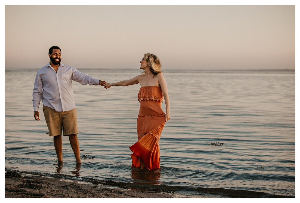 Hannah-Jarell-Scarbourough-Beach-Maine-Couples-Session-Ruby-Jean-Photography_0015.jpg