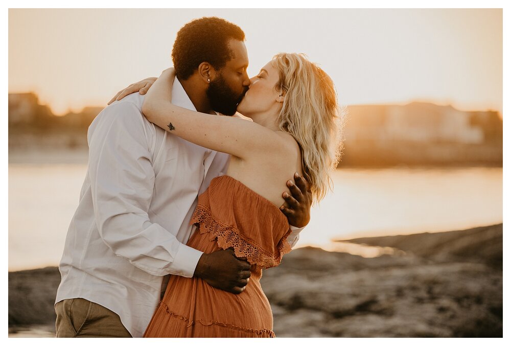 Hannah-Jarell-Scarbourough-Beach-Maine-Couples-Session-Ruby-Jean-Photography_0022.jpg