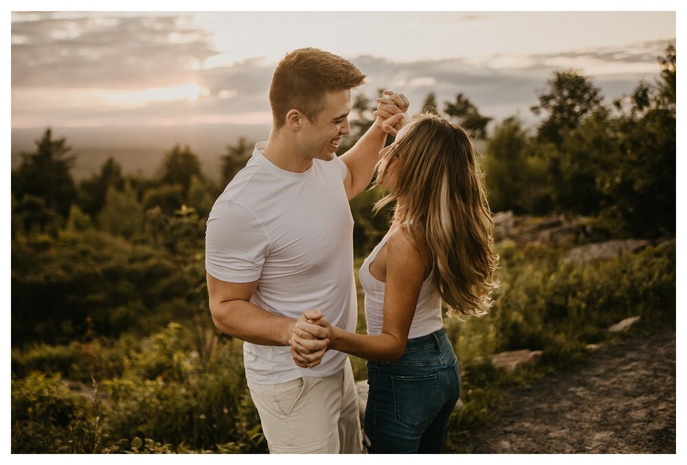 Jennie-Frankie-Mount-Agamenticus-York-Maine-Sunset-Couples-Engagement-Session-Wedding-Ruby-Jean-Photography_0019.jpg